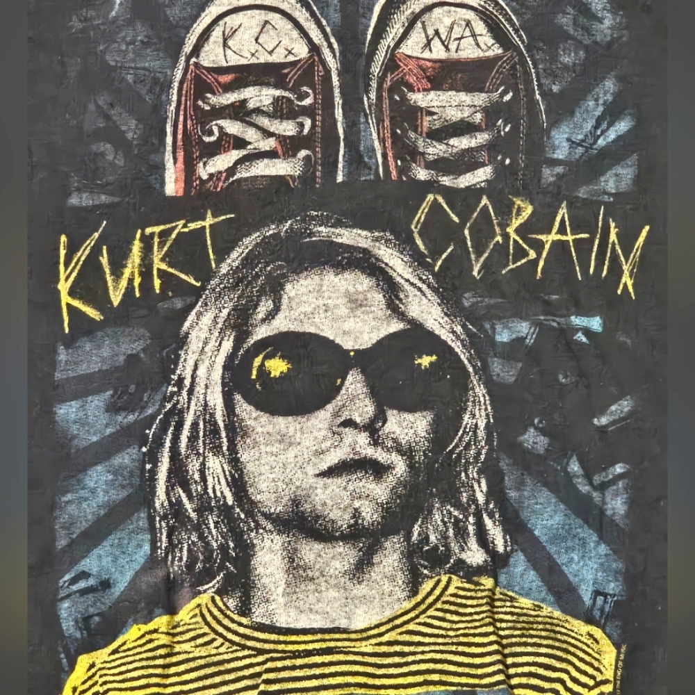 graphic t-shirt